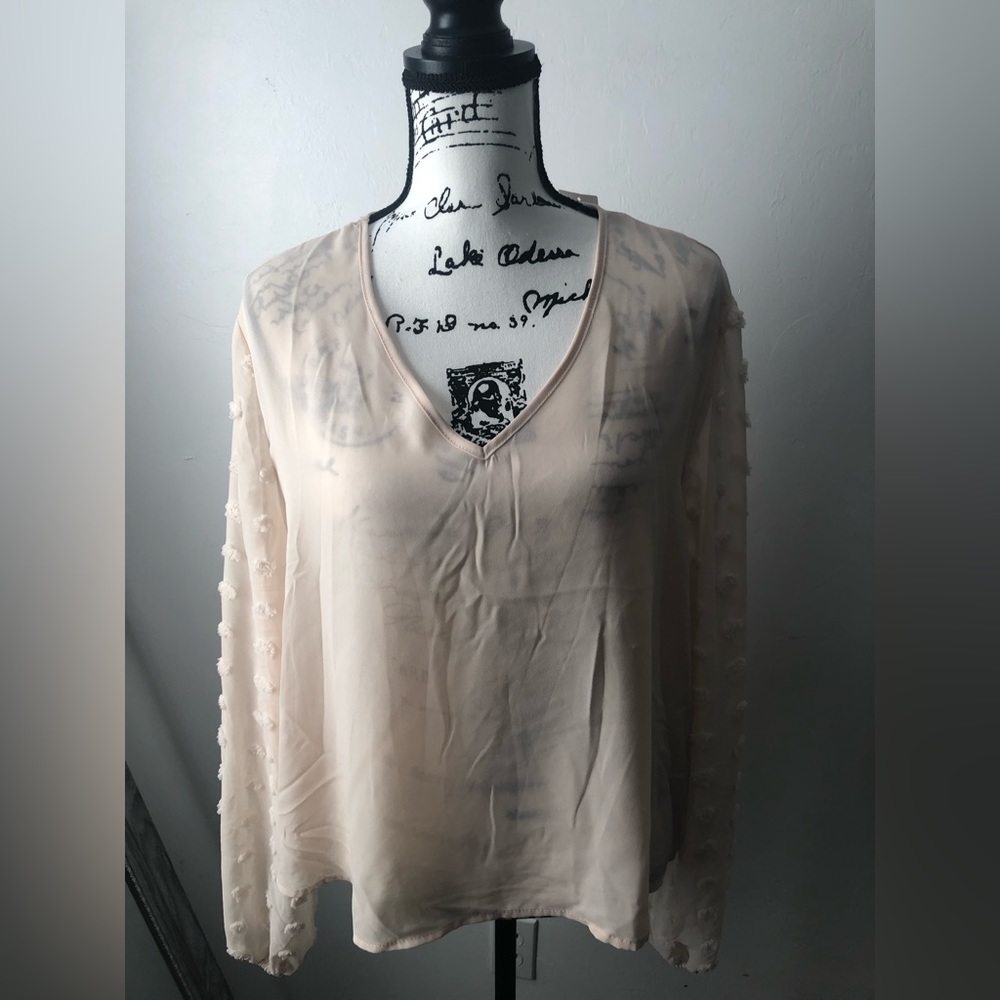 Liberty Love Very cute semi-formal women's blouse size Xl